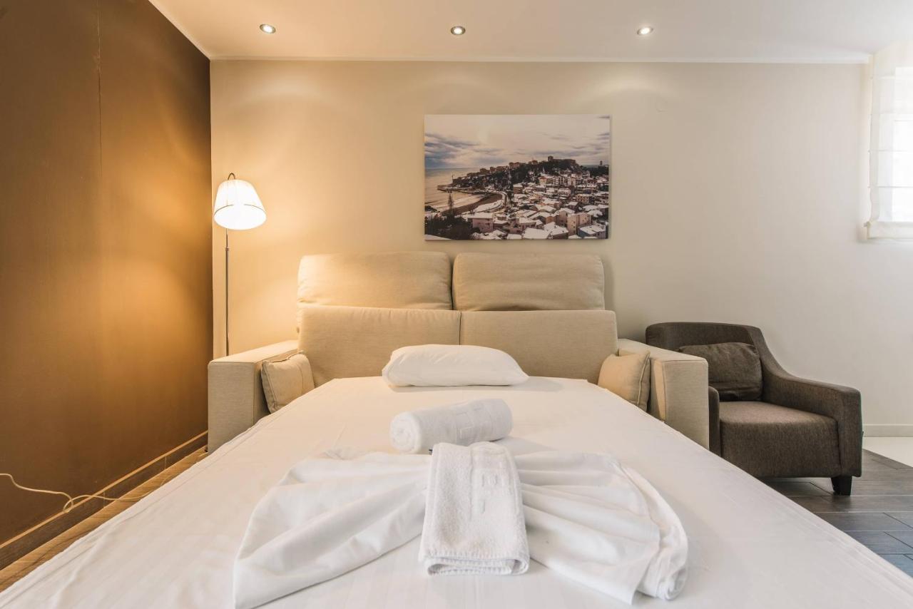 Hotel Laguna 울친 외부 사진